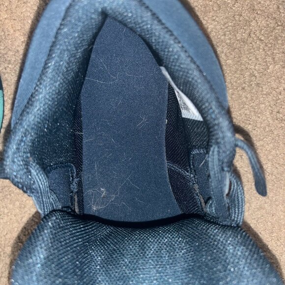 NEW Men's Nike Lebron Witness 8 Basketball Shoes 10M (fits like 9M) - Picture 7 of 12